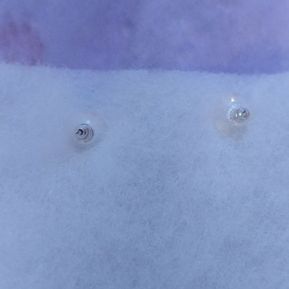 ๐ Stunning Pink Crystal Earrings ๐ - Picture 3 of 6